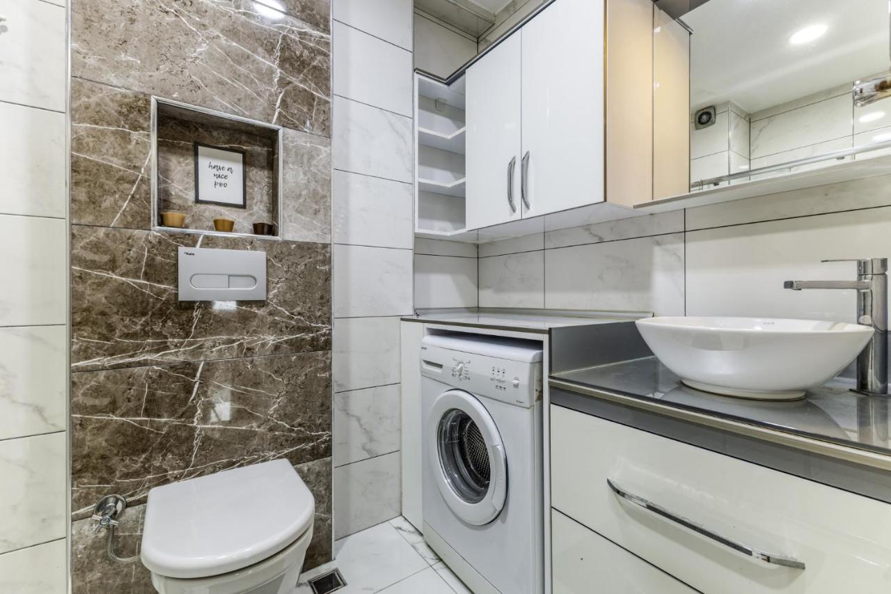 Spacious Flat Near Bagdat Avenue In Suadiye Istambul Exterior foto