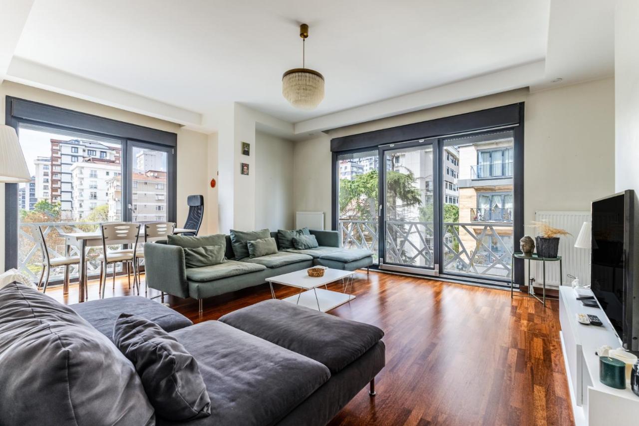 Spacious Flat Near Bagdat Avenue In Suadiye Istambul Exterior foto